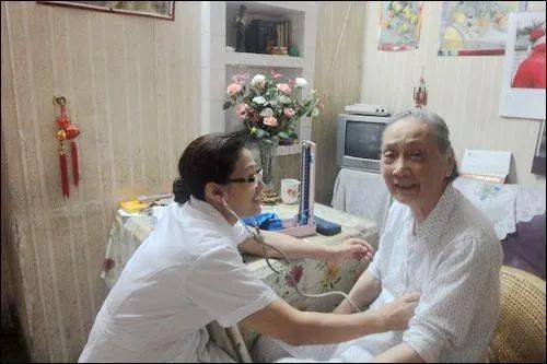 天津如何为老年人织密养老服务网 打造全方位老年人养护服务